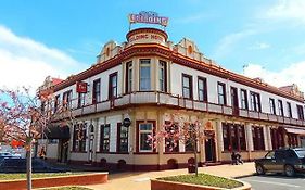Feilding Hotel